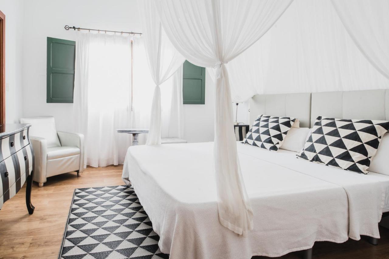 Buenavista & Suites ซานตาเอวเลเรียเดสริว ภายนอก รูปภาพ
